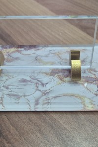 DESENLİ KRİSTAL MASA İSİMLİĞİ DESENLİ KRİSTAL MASA İSİMLİĞİ