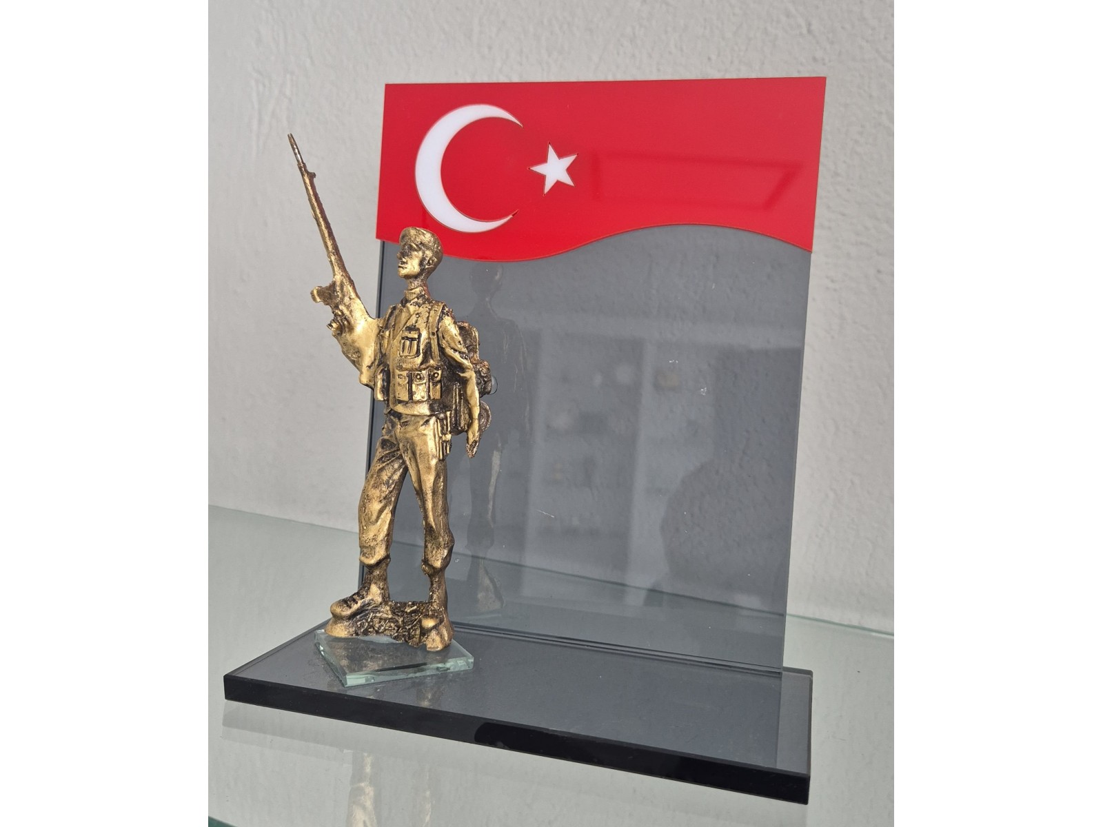 KRİSTAL PLAKET 